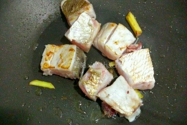 牛奶苹果鱼块汤的做法图解4