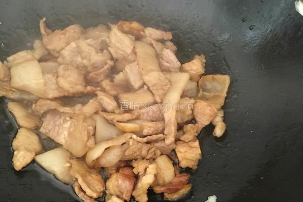 红烧肉焖腐竹的做法图解3