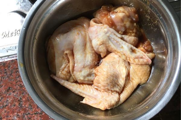 香喷喷鸡翅包饭的做法图解2