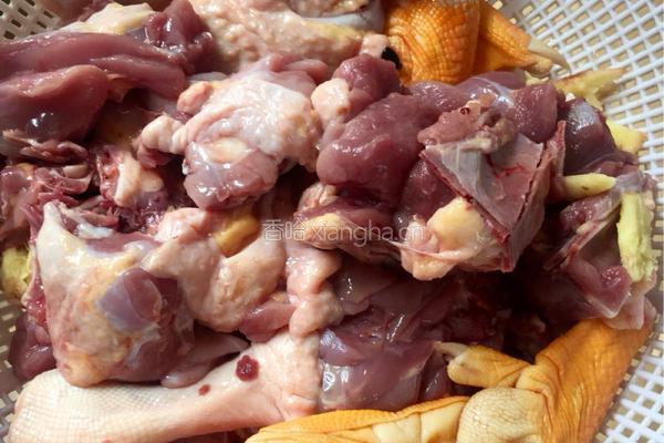 炒鸭肉的做法图解1