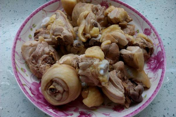 土豆胡萝卜炖鸡腿的做法图解2