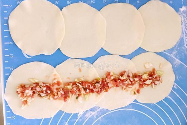 玫瑰花煎饺的做法图解7