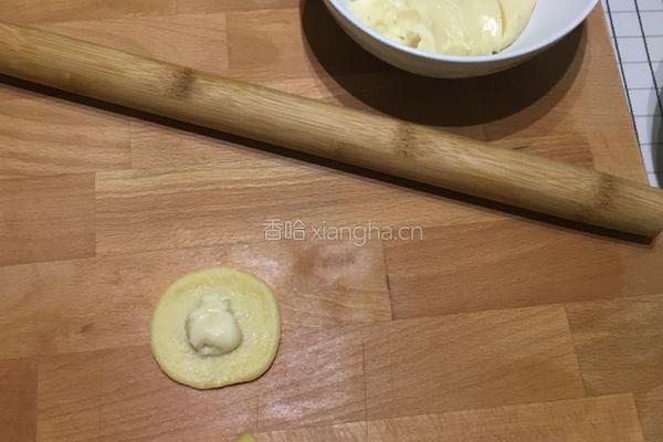 莲蓉酥的做法图解4