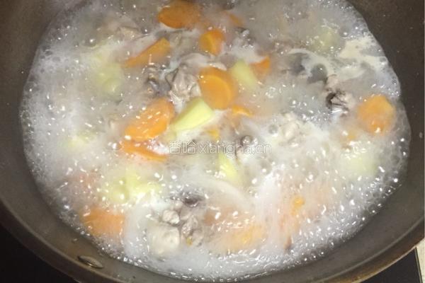 咖喱鸡肉黑米饭的做法图解4