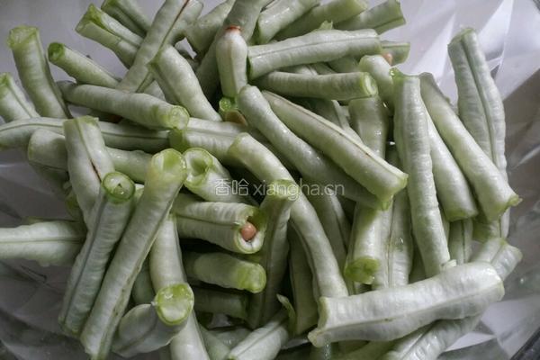 豆角蒸牛肉的做法图解3