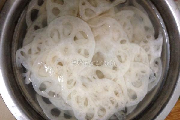 凉拌酸辣藕片的做法图解4