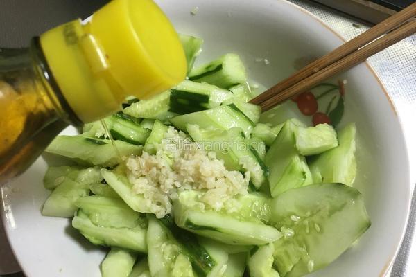 蒜泥拍黄瓜的做法图解12