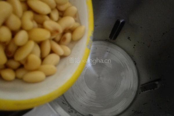 大米花生牛奶露的做法图解2