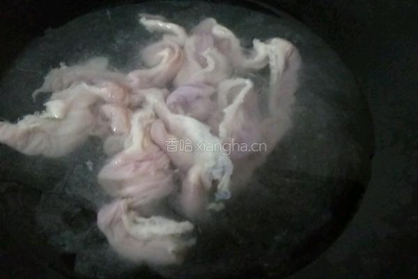 油煸猪粉肠的做法图解3
