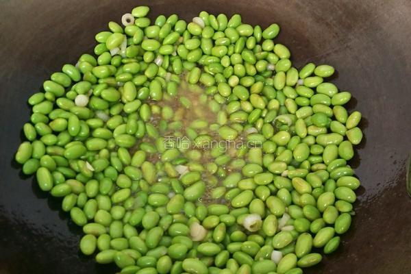 毛豆炒鸡丁的做法图解7