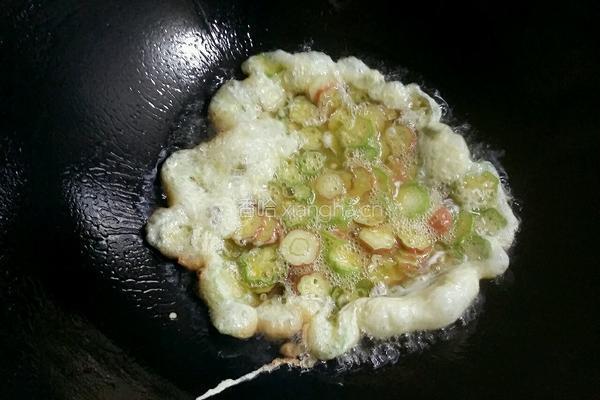 秋葵炒鸡蛋的做法图解6