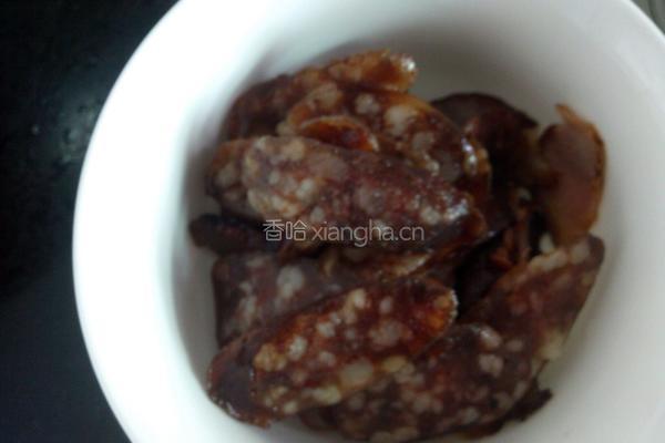 杂炒香肠的做法图解1