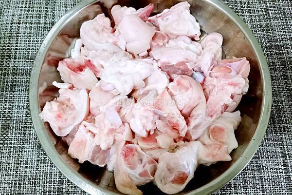猪脚姜醋蛋的做法图解1