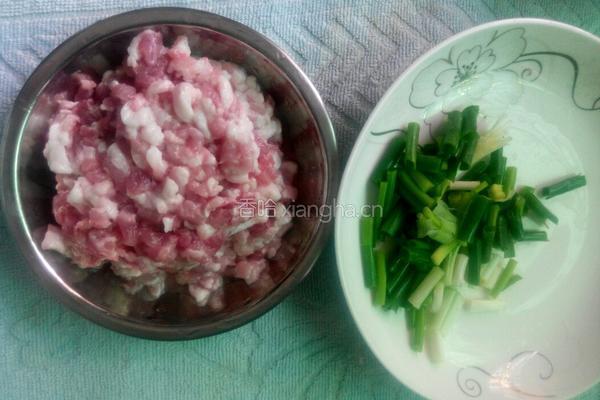 茄子肉沬的做法图解1