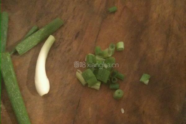 农家味道豆角炖肉的做法图解1