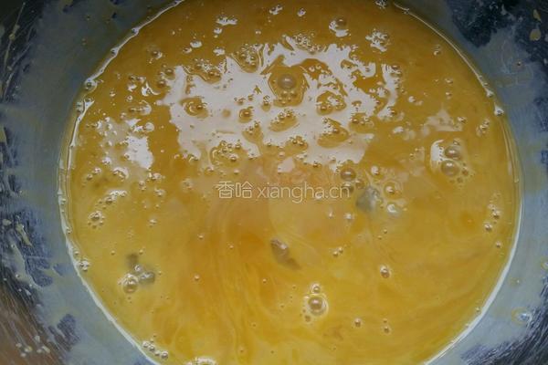 八寸抹茶戚风蛋糕的做法图解1