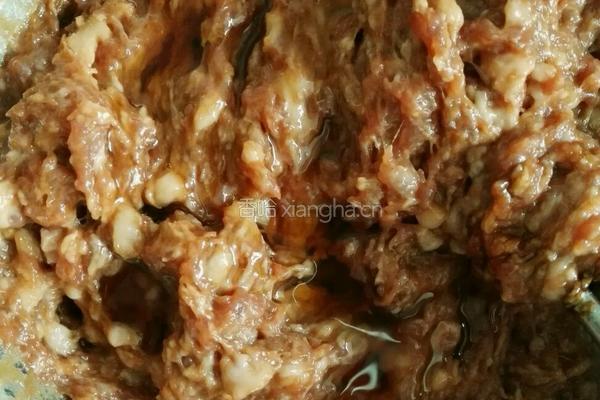猪肉卷心菜馅饼的做法图解6