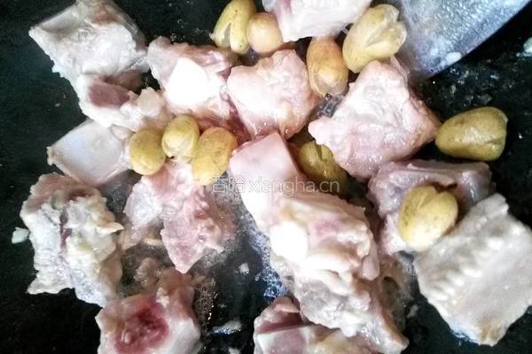 黄皮生炒排骨的做法图解7