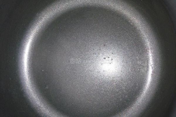 电饭锅煎饺的做法图解1