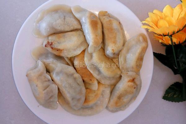 电饭锅煎饺的做法图解7
