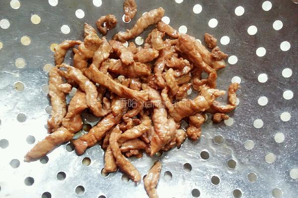 芹菜胡萝卜炒瘦肉的做法图解8