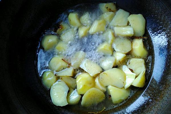 土豆焖牛肉的做法图解6