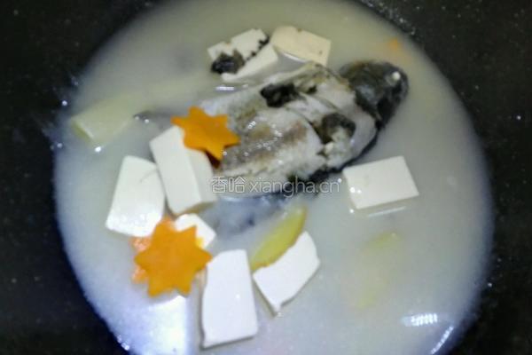 鲫鱼豆腐汤的做法图解4