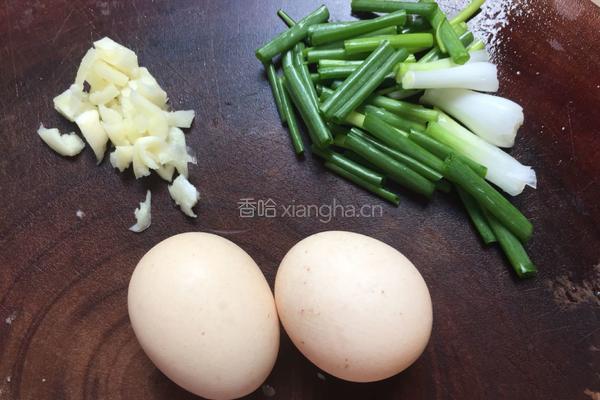 猪肉炒粉的做法图解2