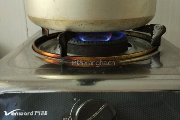 黄豆焖猪蹄的做法图解6