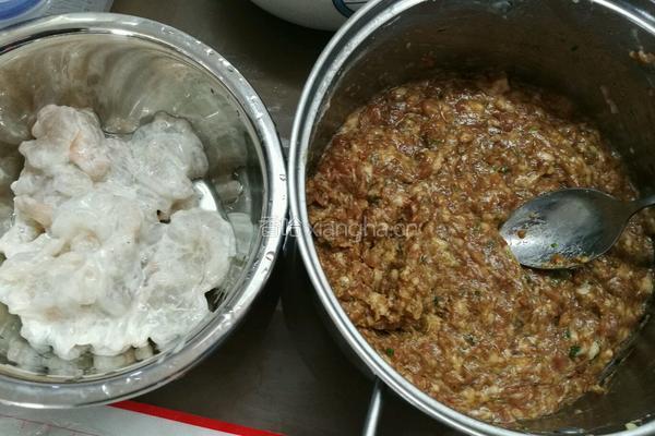 爆汁大虾肉包的做法图解5