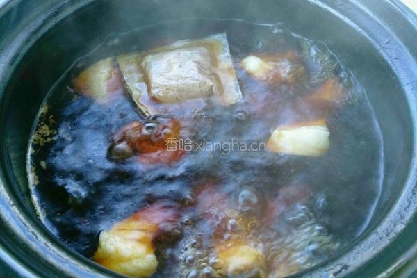 红烧肉炖土豆的做法图解9