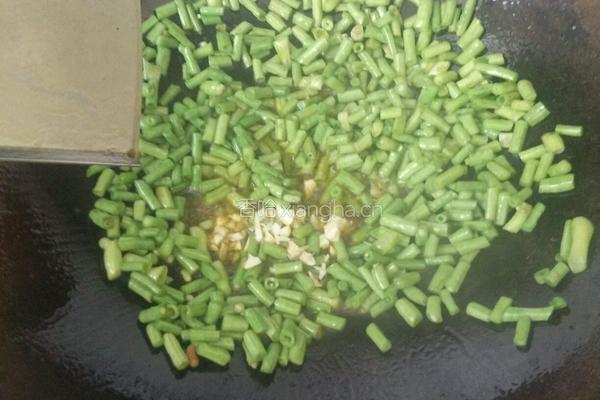 豆角火腿的做法图解5