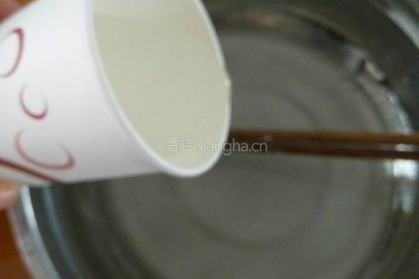 火龙果白凉粉果冻牛奶的做法图解5