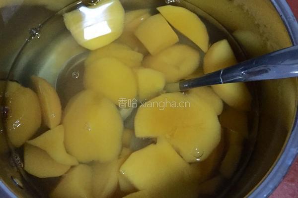 黄桃罐头的做法图解4