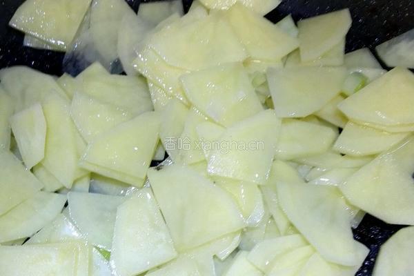 双椒土豆片的做法图解3