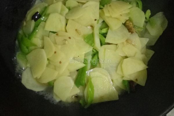 素炒土豆片的做法图解4