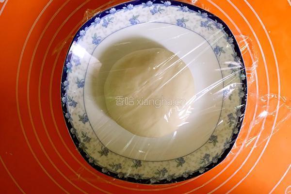 扇形饺子的做法图解2