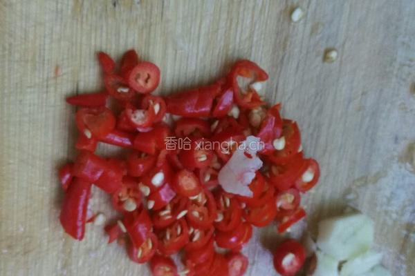 牛肉炒河粉的做法图解3
