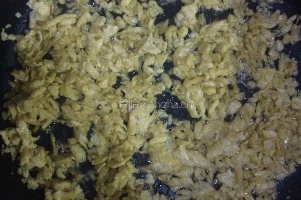 韭菜鸡蛋馅水饺的做法图解3