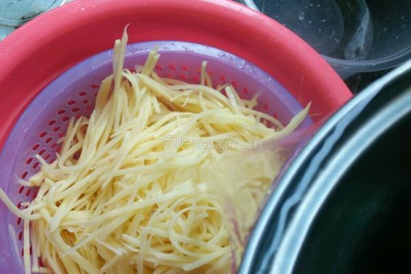 小米辣拌土豆丝的做法图解5
