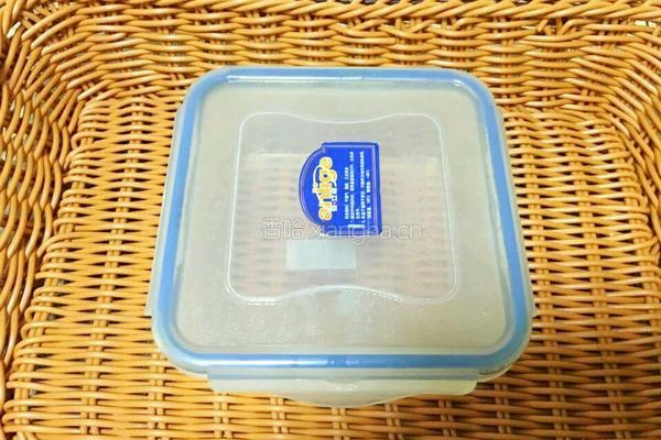 蜂蜜柠檬水的做法图解2