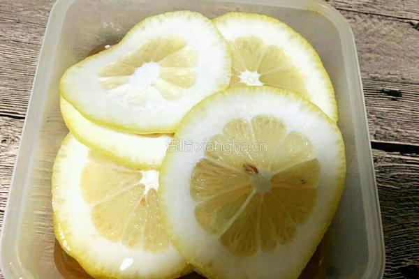 蜂蜜柠檬水的做法图解5