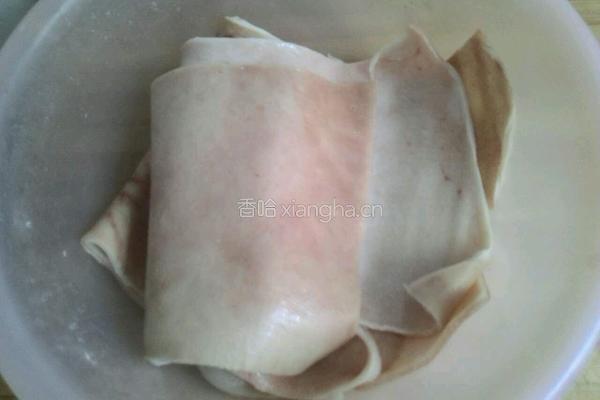 自制猪皮冻的做法图解1