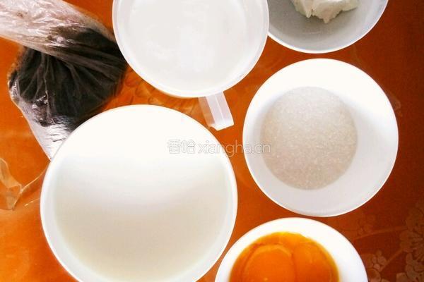 奥利奥奶油冰激凌的做法图解1