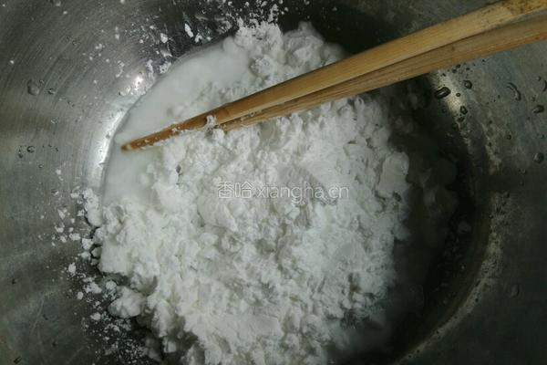 绿豆凉粉的做法图解1