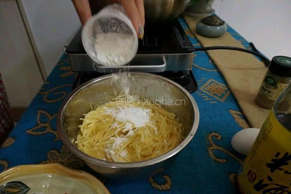 土豆丝饼的做法图解3