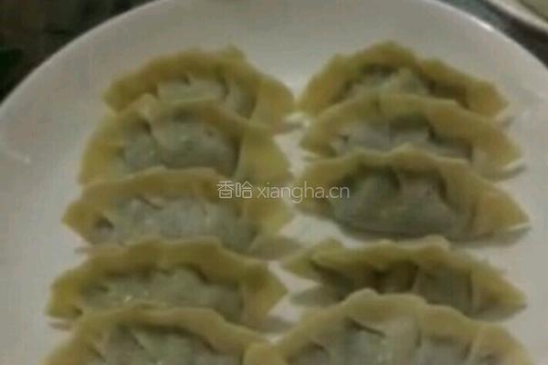 葱肉饺子的做法图解8