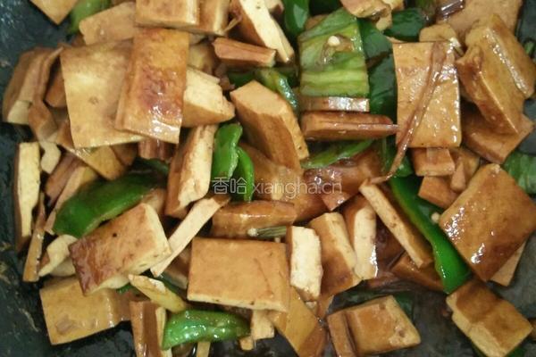 辣椒炒豆干的做法图解4
