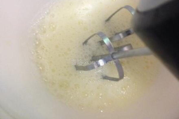 蔓越莓戚风蛋糕的做法图解5