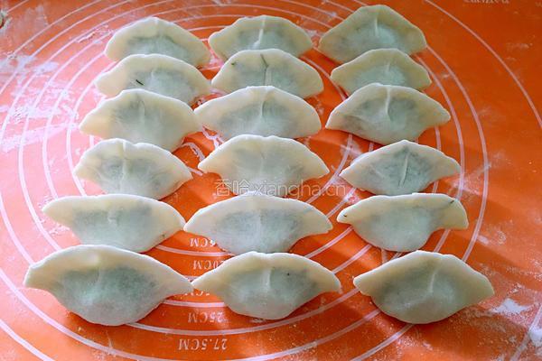 扇形饺子的做法图解12